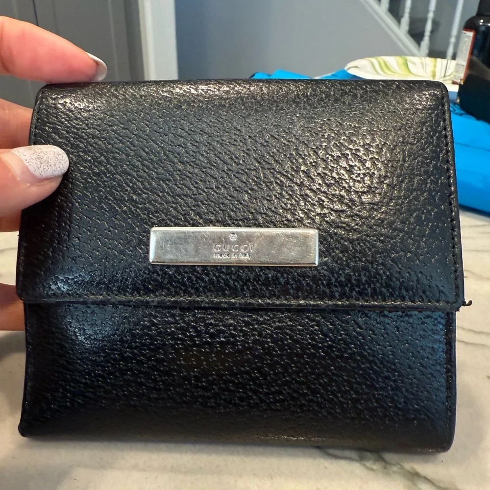 Gucci Black Compact Bifold Leather Wallet Silver Hardware - Picture 2 of 16
